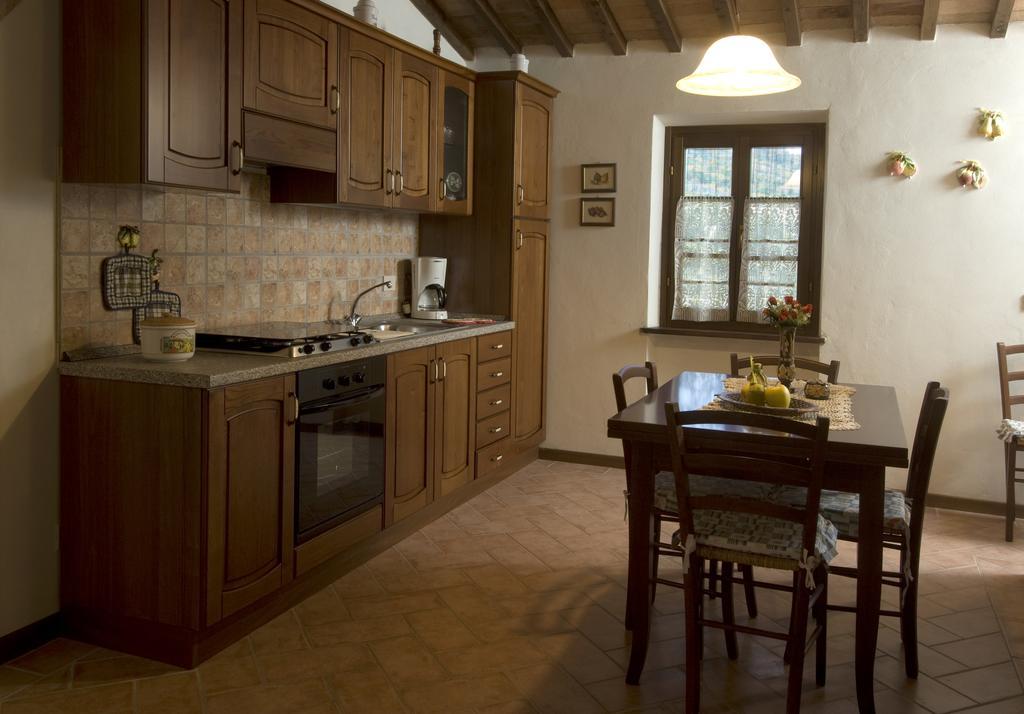 Casa Il Ponte Apartment Киани Стая снимка