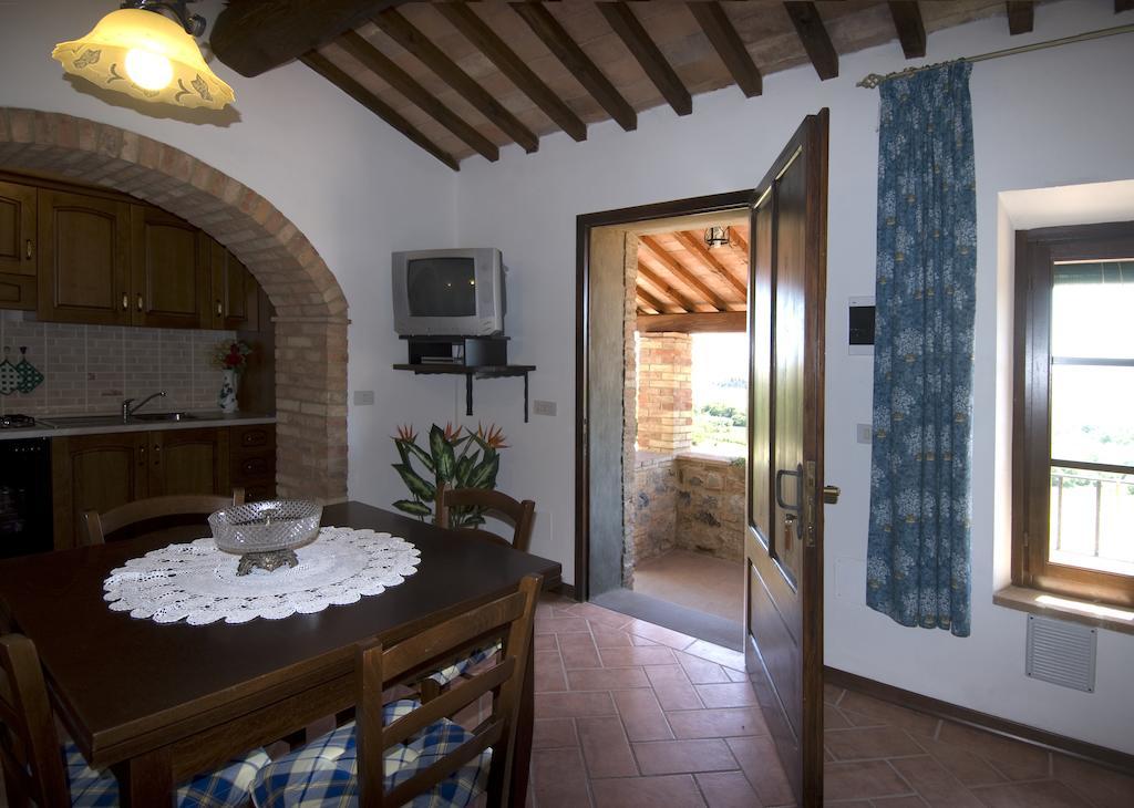 Casa Il Ponte Apartment Киани Стая снимка